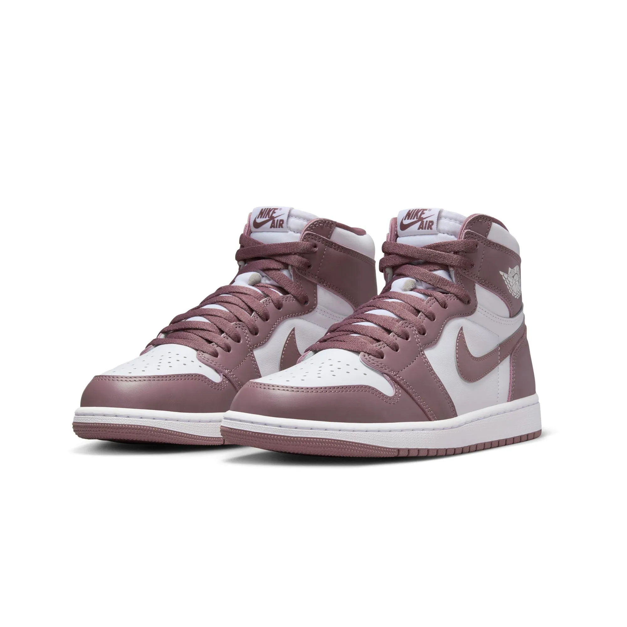 Air Jordan 1 Retro High OG "Mauve" DZ5485-105