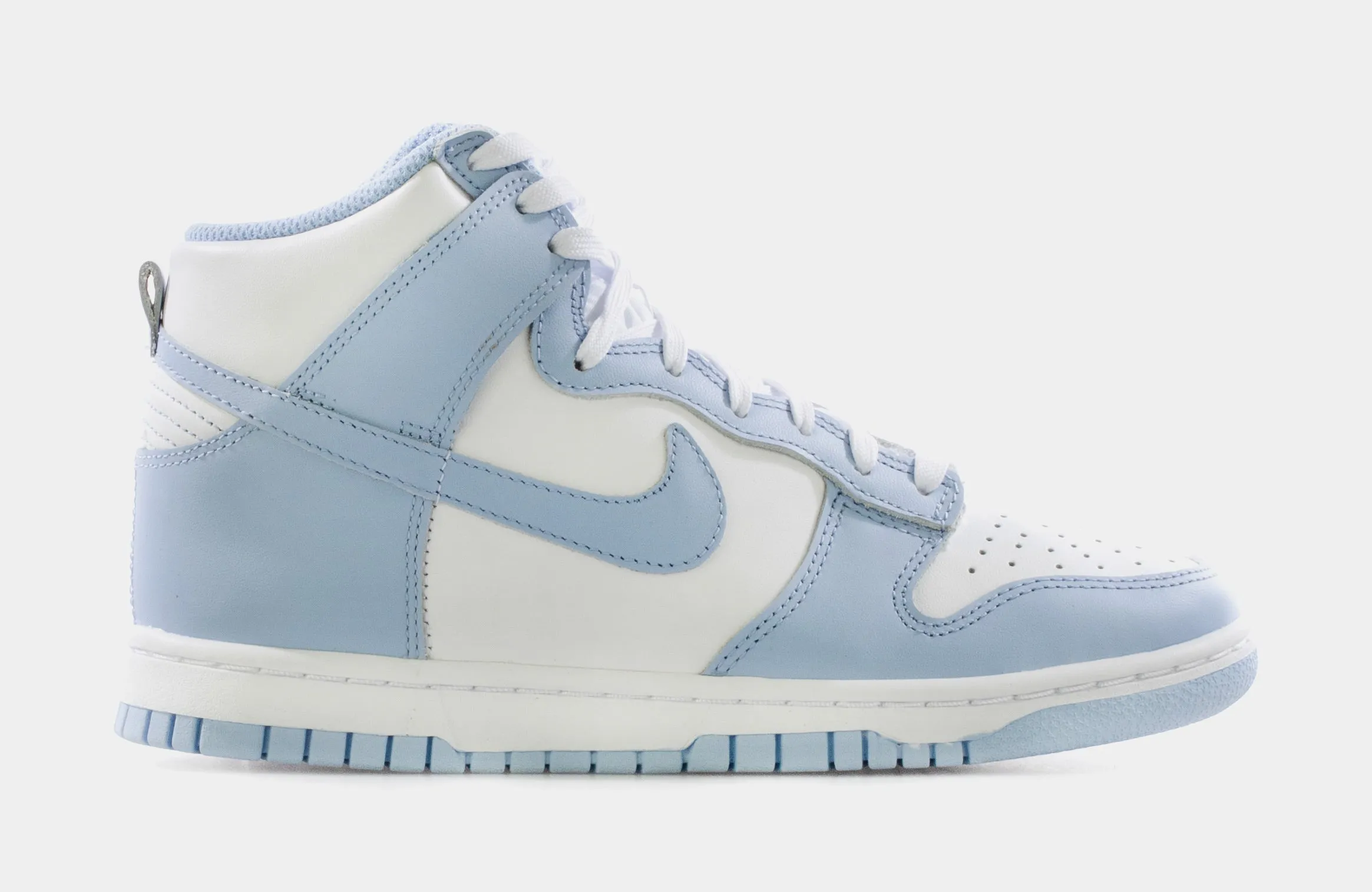 Dunk High Aluminum Womens Lifestyle Shoe (White/Blue)